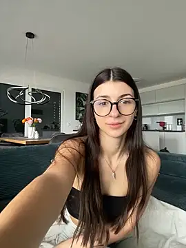 Snapshot of Wildberry_ chatting on March 28, 2026, 8:37 am Wildberry online show from March 28, 2026, 8:37 am