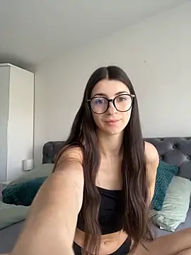 Snapshot of Wildberry_ chatting on May 4, 2026, 7:44 am Wildberry online show from May 4, 2026, 7:44 am