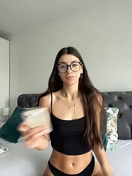 Snapshot of Wildberry_ chatting on May 21, 2026, 8:01 am Wildberry online show from May 21, 2026, 8:01 am