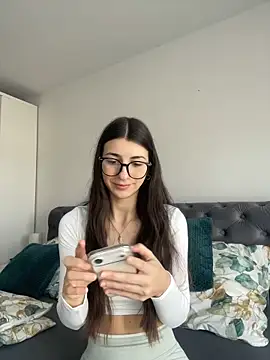 Snapshot of Wildberry_ chatting on March 20, 2026, 8:48 am Wildberry online show from March 20, 2026, 8:48 am