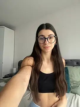 Snapshot of Wildberry_ chatting on March 4, 2026, 8:33 am Wildberry online show from March 4, 2026, 8:33 am