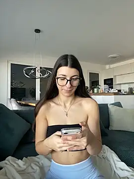 Snapshot of Wildberry_ chatting on March 7, 2026, 7:48 am Wildberry online show from March 7, 2026, 7:48 am