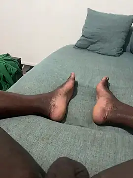 Snapshot of blackbite0 chatting on February 13, 2026, 12:54 am blackbite0 online show from February 13, 2026, 12:54 am