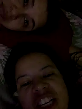 twocurvylatins online show from September 28, 2025, 5:20 pm