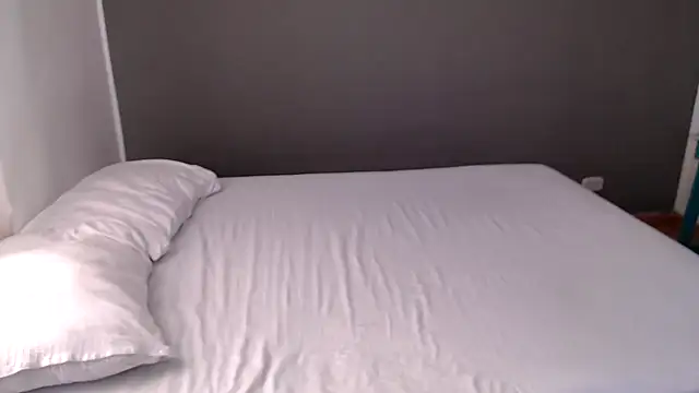 Snapshot of kiim_1 chatting on September 20, 2025, 10:04 pm kiim 1 online show from September 20, 2025, 10:04 pm