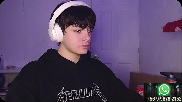 V4mpXboy online show from June 27, 2026, 4:51 am