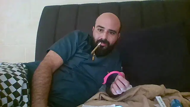 Snapshot of Denisilboss chatting on March 28, 2026, 1:45 pm Denisilboss online show from March 28, 2026, 1:45 pm