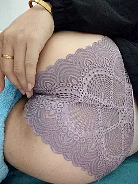 Haralushiaaa online show from March 9, 2026, 9:07 pm