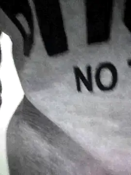 Snapshot of Haralushiaaa chatting on December 4, 2025, 6:34 am Haralushiaaa online show from December 4, 2025, 6:34 am