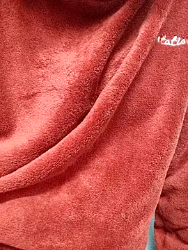 Snapshot of Haralushiaaa chatting on November 26, 2025, 8:25 am Haralushiaaa online show from November 26, 2025, 8:25 am