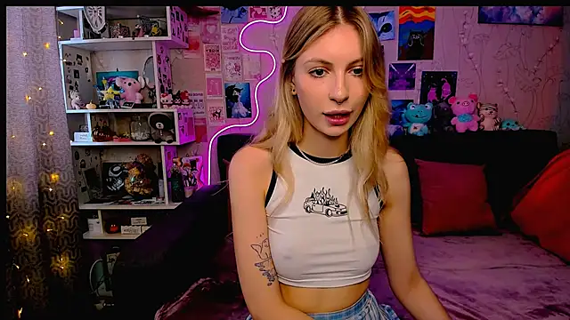 Maria Hunt online show from February 25, 2025, 4:57 am