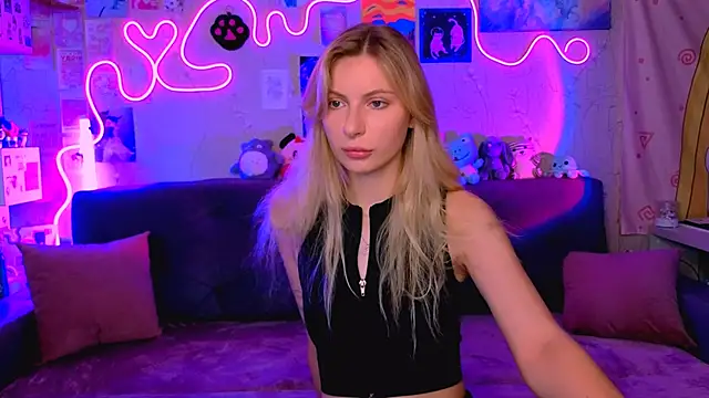 Maria Hunt online show from September 23, 2025, 6:31 am