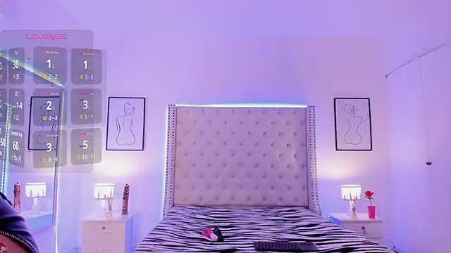 Coco Balenciaga  online show from February 8, 2025, 12:17 pm