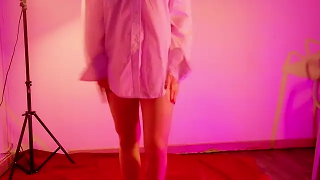 Snapshot of littleebluee chatting on November 15, 2025, 2:59 am littleebluee online show from November 15, 2025, 2:59 am