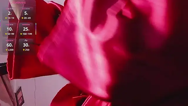 Snapshot of littleebluee chatting on October 30, 2025, 3:05 am littleebluee online show from October 30, 2025, 3:05 am