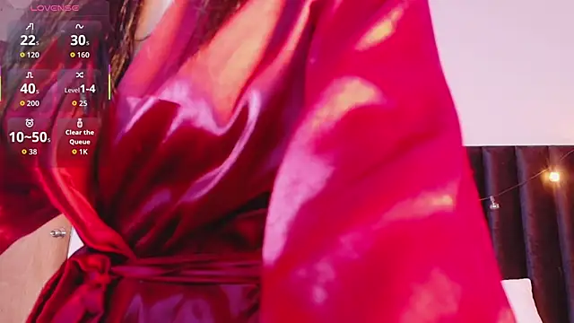 Snapshot of littleebluee chatting on November 19, 2025, 2:55 am littleebluee online show from November 19, 2025, 2:55 am