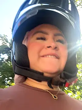 Snapshot of Pretty_Isadora chatting on November 23, 2025, 7:02 pm Pretty Isadora online show from November 23, 2025, 7:02 pm