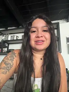 Snapshot of Pretty_Isadora chatting on June 3, 2026, 3:06 pm Pretty Isadora online show from June 3, 2026, 3:06 pm
