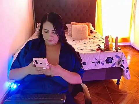 Snapshot of Kerly_Lopez chatting on July 3, 2026, 7:31 pm Kerly Lopez online show from July 3, 2026, 7:31 pm