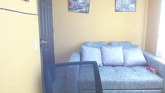 Kerly Lopez online show from January 20, 2025, 6:53 pm