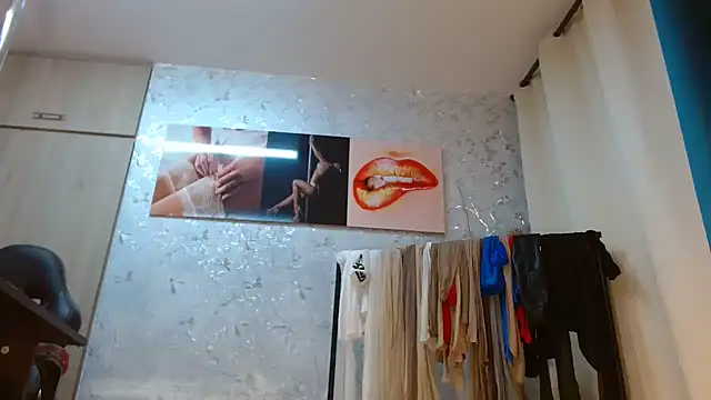 Snapshot of Samantabrown_ chatting on February 13, 2026, 11:21 am Samantabrown online show from February 13, 2026, 11:21 am