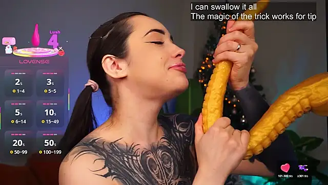 Snapshot of EvaCanton chatting on January 14, 2026, 2:26 am EvaCanton online show from January 14, 2026, 2:26 am