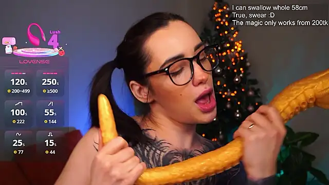 Snapshot of EvaCanton chatting on January 12, 2026, 2:29 am EvaCanton online show from January 12, 2026, 2:29 am