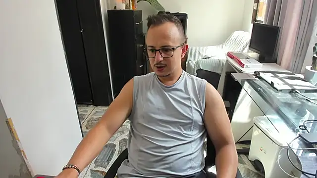 Snapshot of jacob_strokes01 chatting on June 16, 2026, 6:08 pm jacob strokes01 online show from June 16, 2026, 6:08 pm