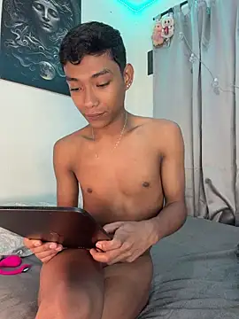 alejo cute online show from July 12, 2026, 1:45 pm