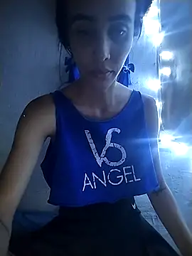 The-quee22 online show from October 5, 2025, 6:20 pm