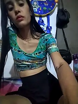 The-quee22 online show from November 6, 2025, 12:03 am