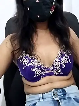 Snapshot of Triveni-Lovely chatting on March 28, 2026, 8:37 am Triveni-Lovely online show from March 28, 2026, 8:37 am