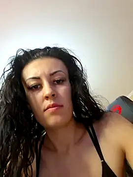 loryyy sexyyy online show from November 5, 2025, 1:47 pm