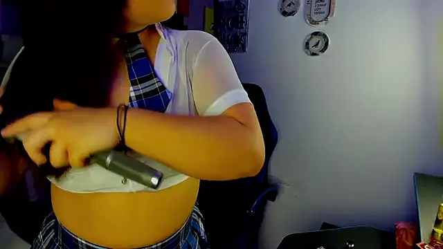 Amy hoy69 online show from September 13, 2025, 2:22 am