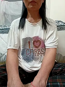 Snapshot of Asian_girl13 chatting on April 26, 2026, 2:25 pm Asian girl13 online show from April 26, 2026, 2:25 pm