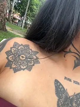 Snapshot of ZTahya chatting on November 18, 2025, 10:02 pm ZTahya online show from November 18, 2025, 10:02 pm