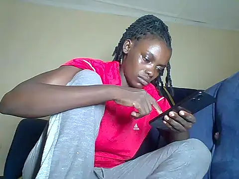 awino001 online show from February 2, 2026, 9:58 pm