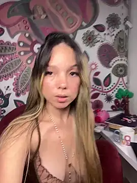 Snapshot of nakary00 chatting on January 6, 2026, 1:20 am nakary00 online show from January 6, 2026, 1:20 am