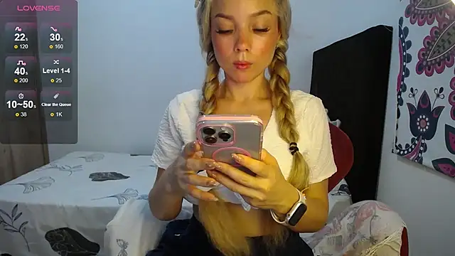 Snapshot of nakary00 chatting on March 20, 2025, 11:34 pm nakary00 online show from March 20, 2025, 11:34 pm