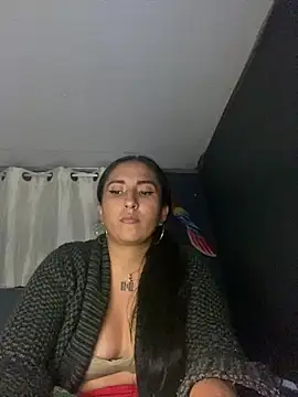 Snapshot of luna_asss chatting on May 18, 2026, 1:39 am luna asss online show from May 18, 2026, 1:39 am