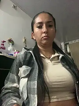 Snapshot of luna_asss chatting on May 28, 2026, 12:29 am luna asss online show from May 28, 2026, 12:29 am