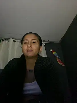 Snapshot of luna_asss chatting on May 13, 2026, 2:40 am luna asss online show from May 13, 2026, 2:40 am