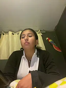 luna asss online show from June 19, 2026, 2:50 am