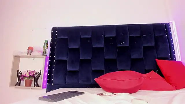 Snapshot of Kim_Baker1 chatting on November 26, 2025, 7:58 pm Kim Baker1 online show from November 26, 2025, 7:58 pm