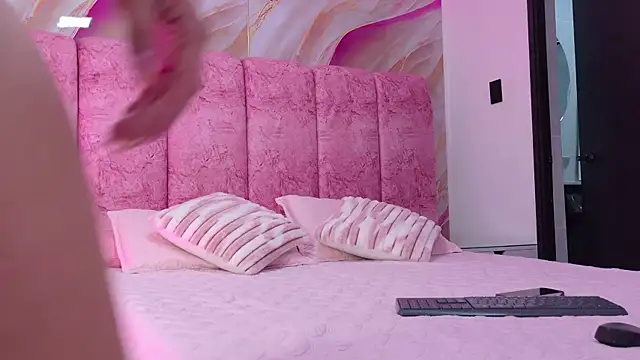 kendal rossi online show from March 30, 2026, 11:55 am