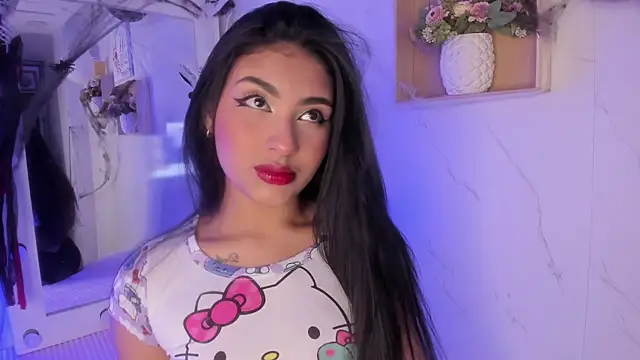 Snapshot of sabrinahimss chatting on October 21, 2025, 3:50 am sabrinahimss online show from October 21, 2025, 3:50 am