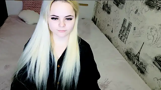 Snapshot of lovely-eyes chatting on April 21, 2026, 7:20 pm lovely-eyes online show from April 21, 2026, 7:20 pm
