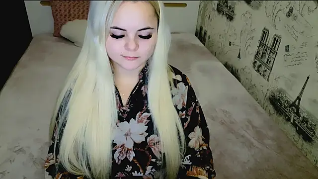 Snapshot of lovely-eyes chatting on November 16, 2025, 5:50 pm lovely-eyes online show from November 16, 2025, 5:50 pm