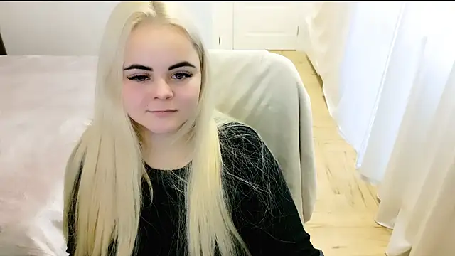 Snapshot of lovely-eyes chatting on February 28, 2025, 5:48 am lovely-eyes online show from February 28, 2025, 5:48 am