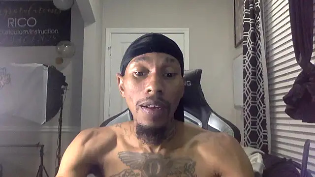 Snapshot of KingDerRico chatting on January 19, 2026, 12:47 am KingDerRico online show from January 19, 2026, 12:47 am